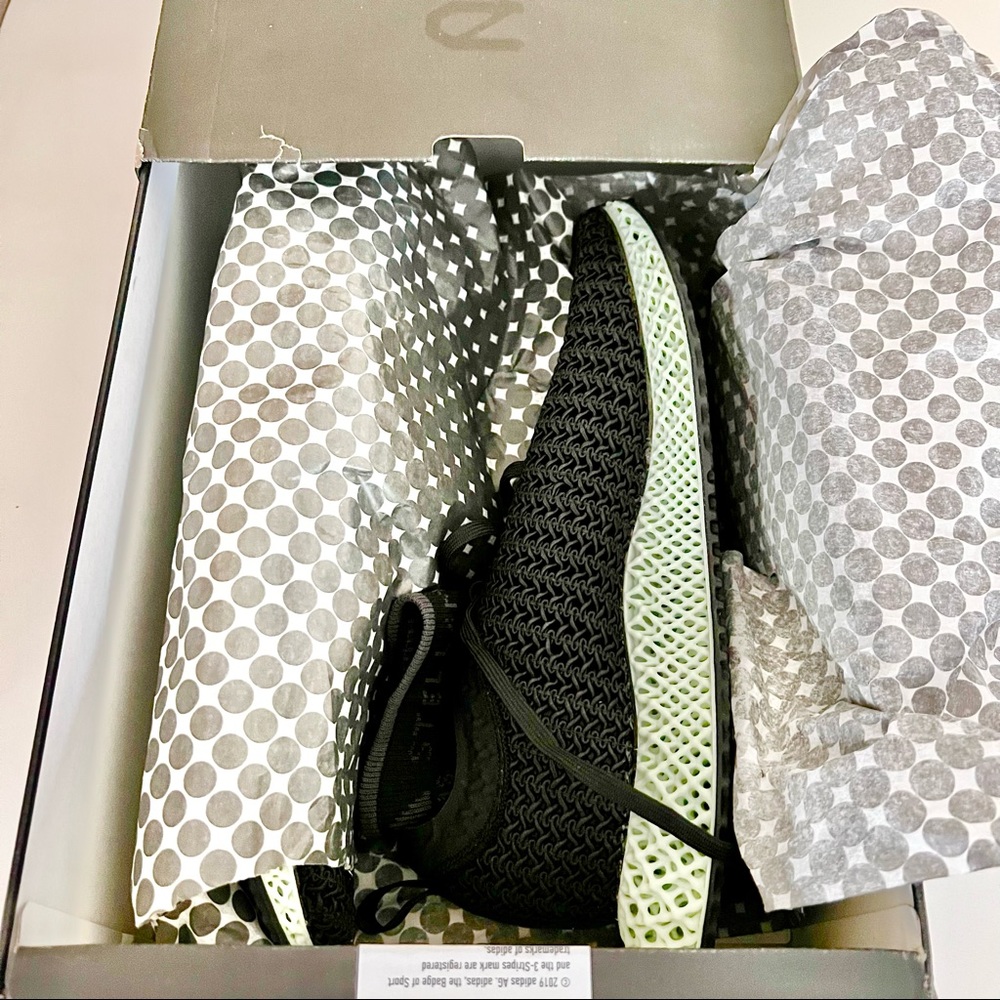 ADIDAS x STELLA MCCARTNEY Limited Edition Alphaedge 4D Printed Sneakers in Black - Picture 12 of 12